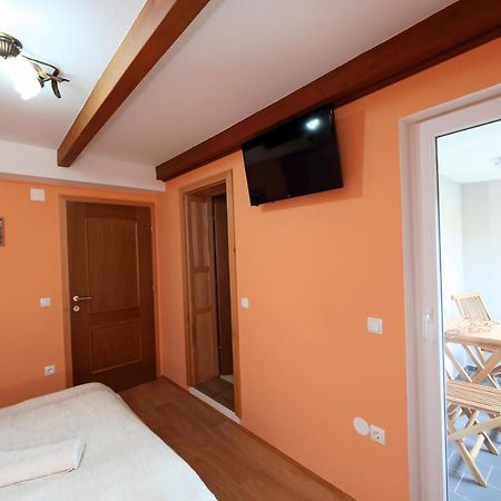 Sobe Grabar Bed & Breakfast Ptuj Bagian luar foto