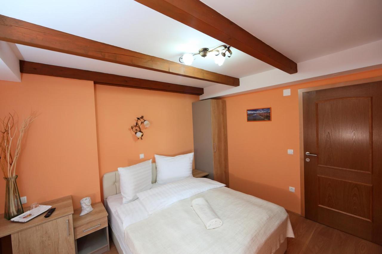 Sobe Grabar Bed & Breakfast Ptuj Bagian luar foto