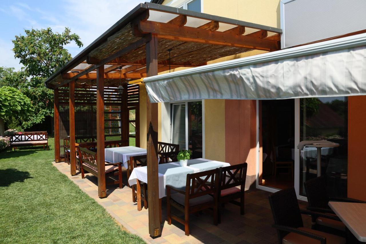 Sobe Grabar Bed & Breakfast Ptuj Bagian luar foto